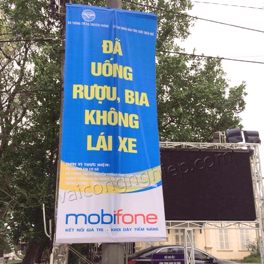 băng rôn tuyên truyền\
